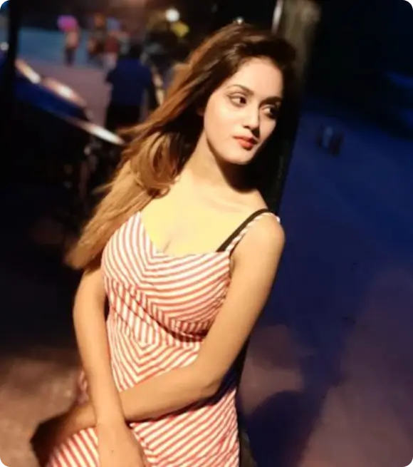 Modern independent woman in Kolkata